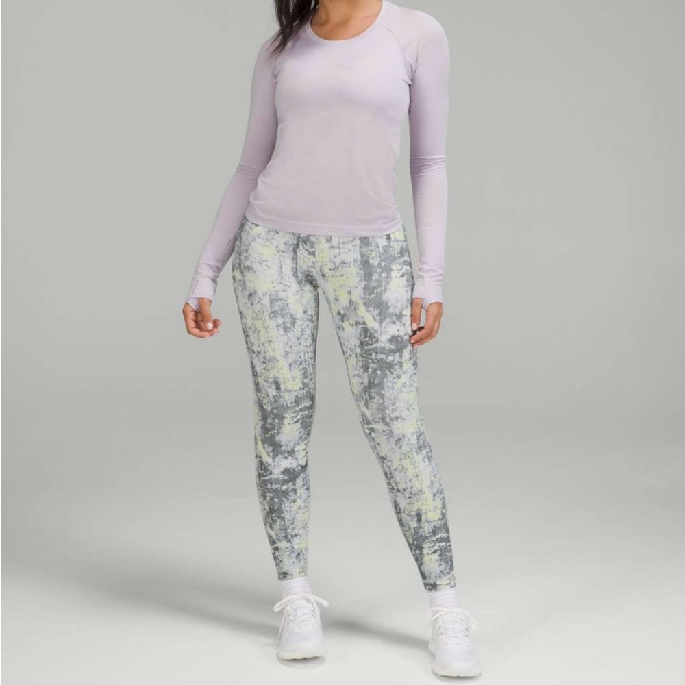 Lululemon Women’s Wunder Train Contour Fit High Rise Tight Size 14 Style# W5EL8S
